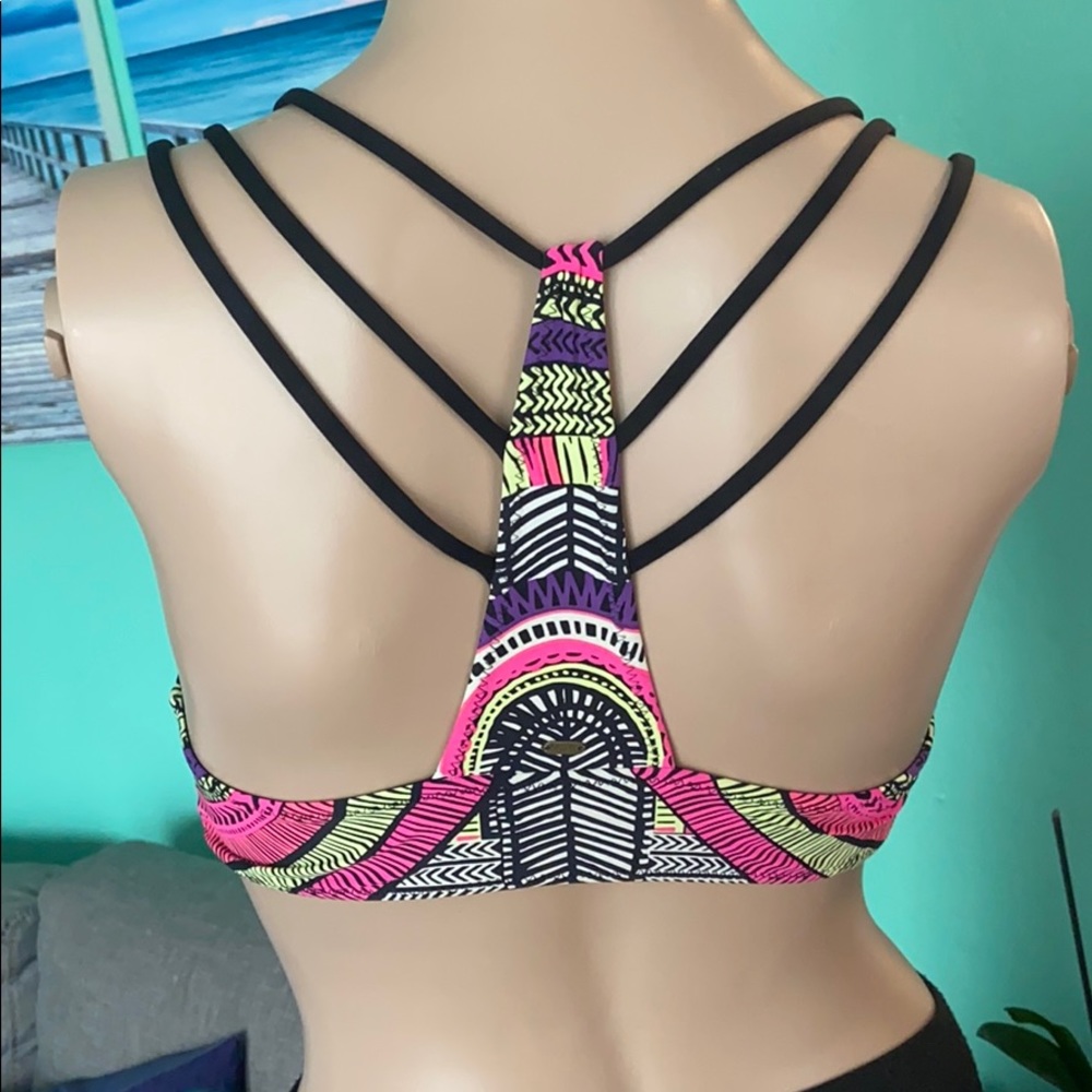 Rip Curl Bikini Top🏝🏝🏝 - Picture 3 of 6